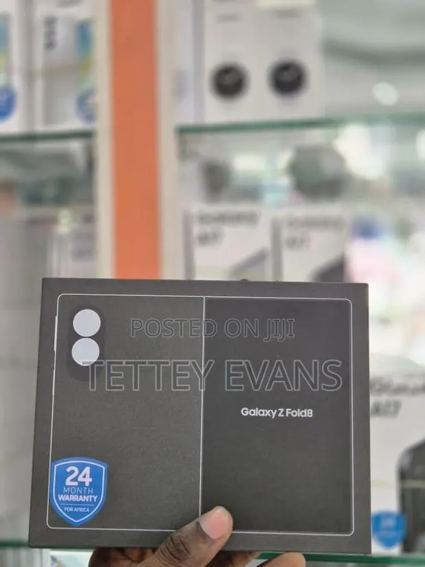 New Samsung Galaxy Z Fold8 1 TB Gray · Photo 1