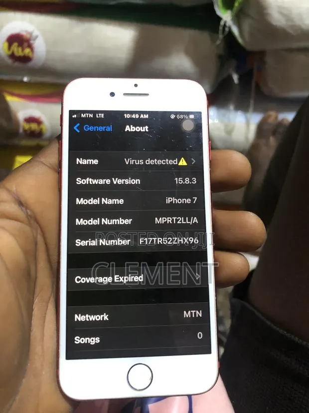 Apple iPhone 7 128 GB Red · Photo 1