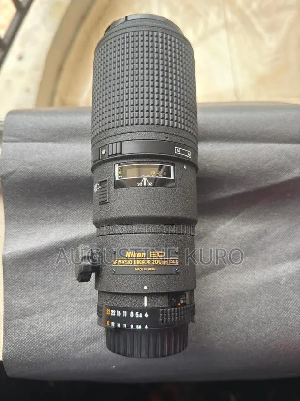 1. Nikon AF Micro-Nikkor 200mm F/4d IF-ED Professional Macro Lens · Photo 1
