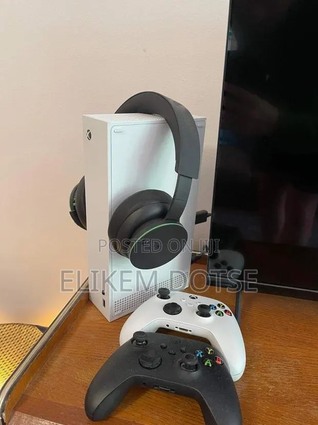 Xbox Series S · Photo 1