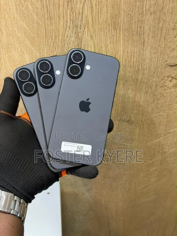 New Apple iPhone 16 Plus 256 GB Black · Photo 1