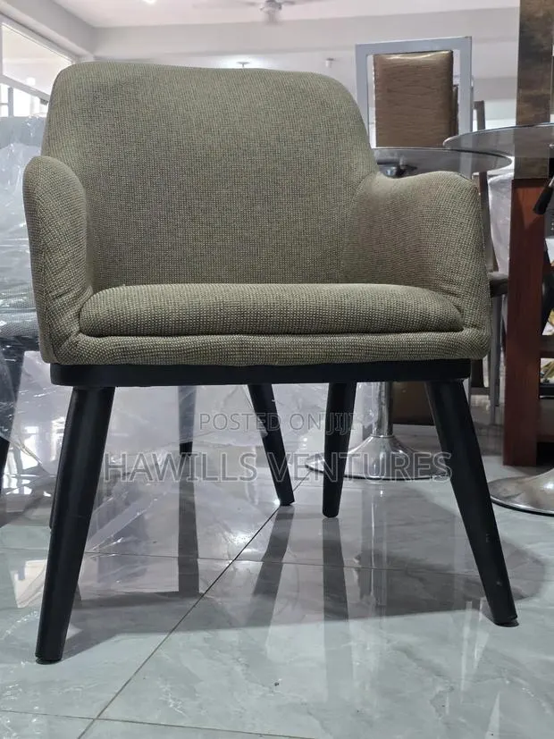 Konna Chair Model Dining Chair · Photo 1