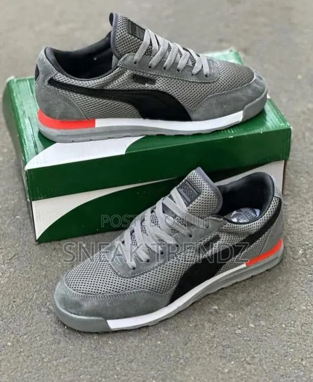 Puma Jogger Black Ash N Red · Photo 1