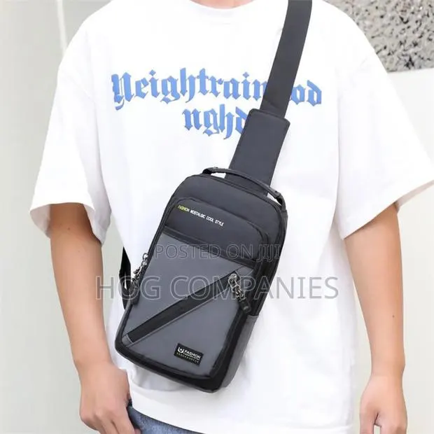 Quality Waterproof Unisex Side Bag Chest Bag · Photo 1