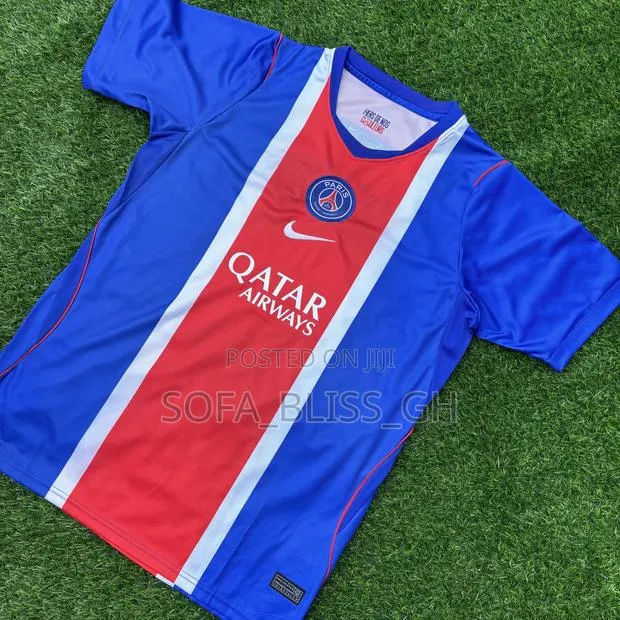 PSG Home Jersey 26/27 · Photo 1