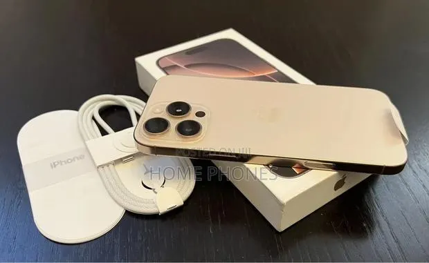 Apple iPhone 16 Pro Max 256 GB Gold · Photo 1