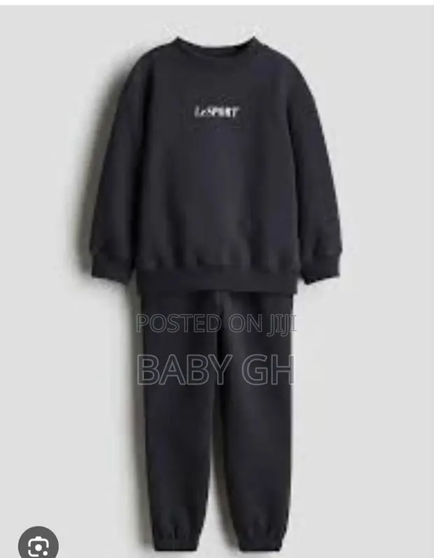Boys M S 2 Set Jogger and Hoddy · Photo 1
