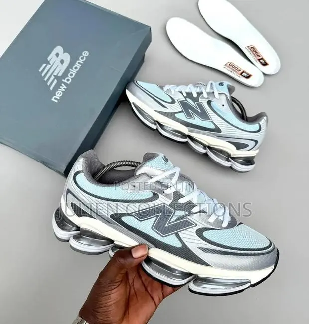 New Balance Nb 2000 Lite Blue and Ash · Photo 1