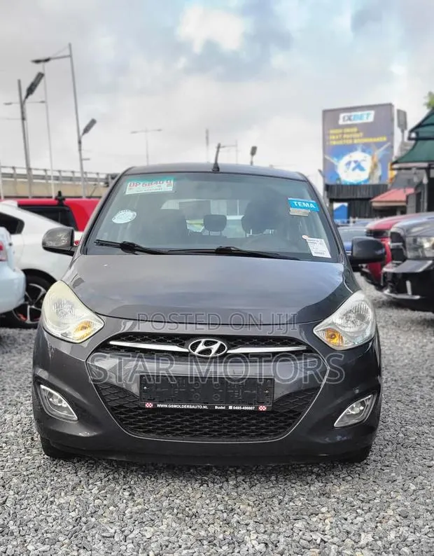 Hyundai I10 2012 Red · Photo 1
