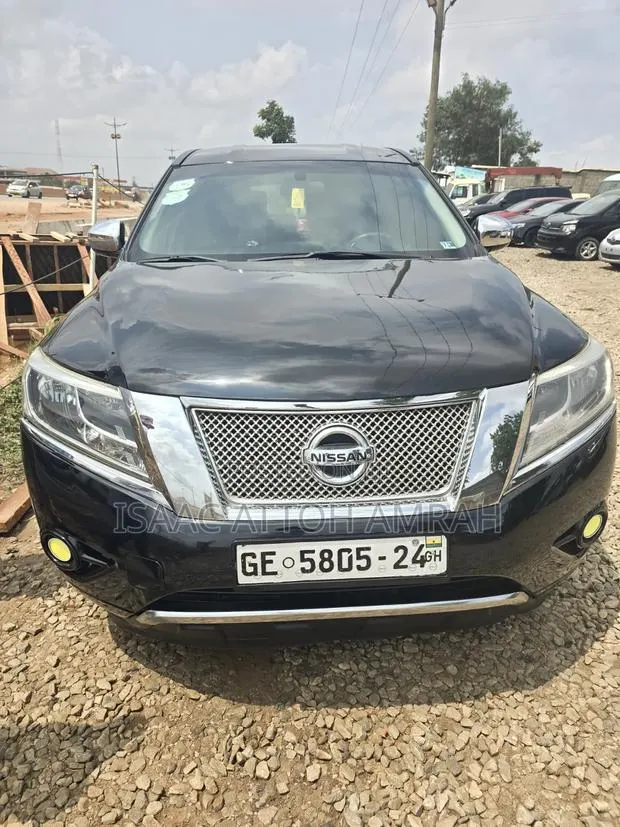 Nissan Pathfinder 2014 Black · Photo 1