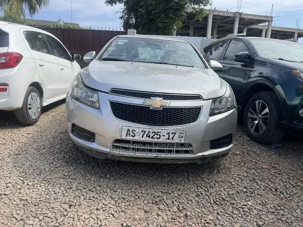 Chevrolet Cruze 1LT 4dr Sedan (1.4L 4cyl Turbo 6A) 2014 Silver · Photo 1
