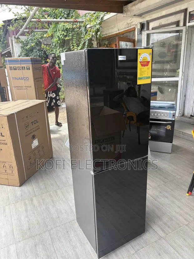 Organize Your Groceries in Nasco 196l Bottom Freezer Refrigerator · Photo 1