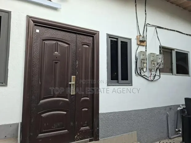 2bdrm Apartment in West Legon, Medifem Area for rent · Photo 1