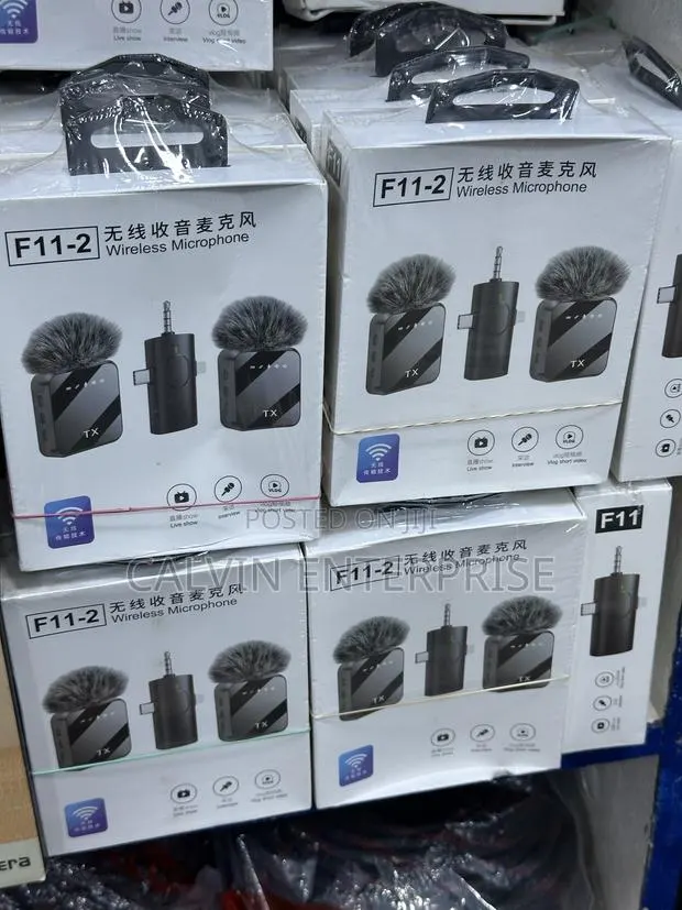 Wireless Microphone F11-2 · Photo 1