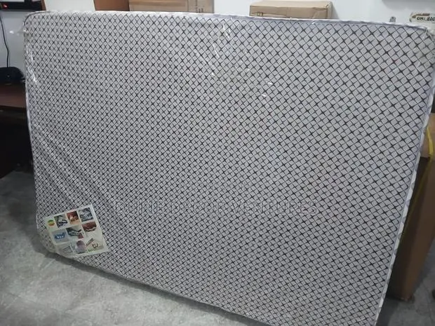 King Size Mattress Available for Sale · Photo 1