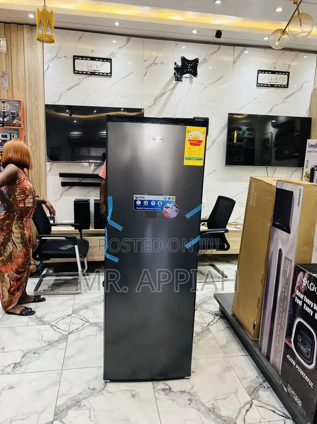 Order Pearl Puf 370 Single Door Upright Standing Freezer(225liters) · Photo 1