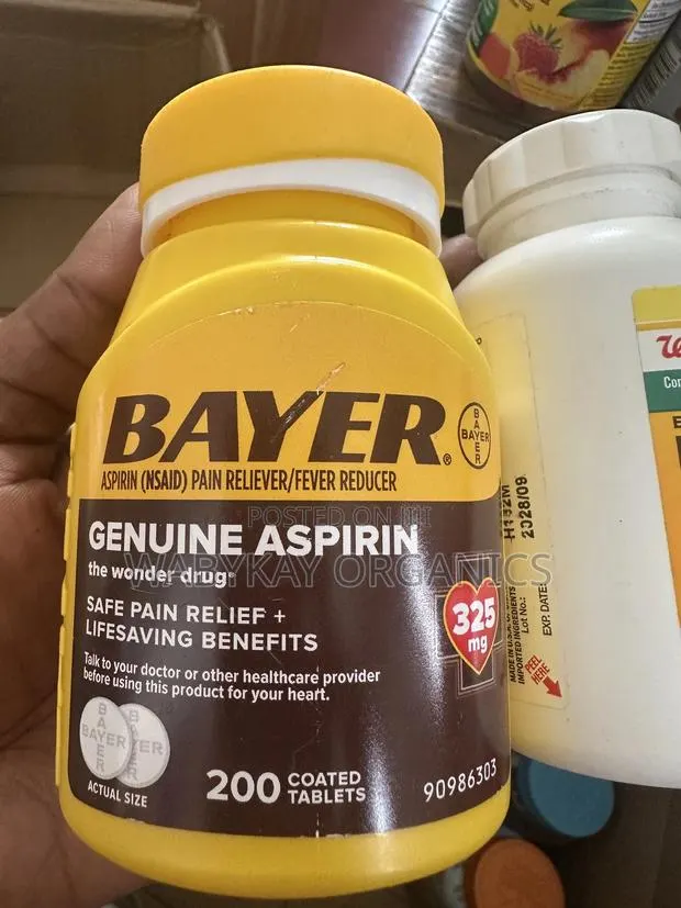 Bayer Aspirin Pain Relief , 200 Tablets · Photo 1