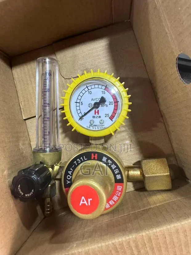 Argon Regulator · Photo 1