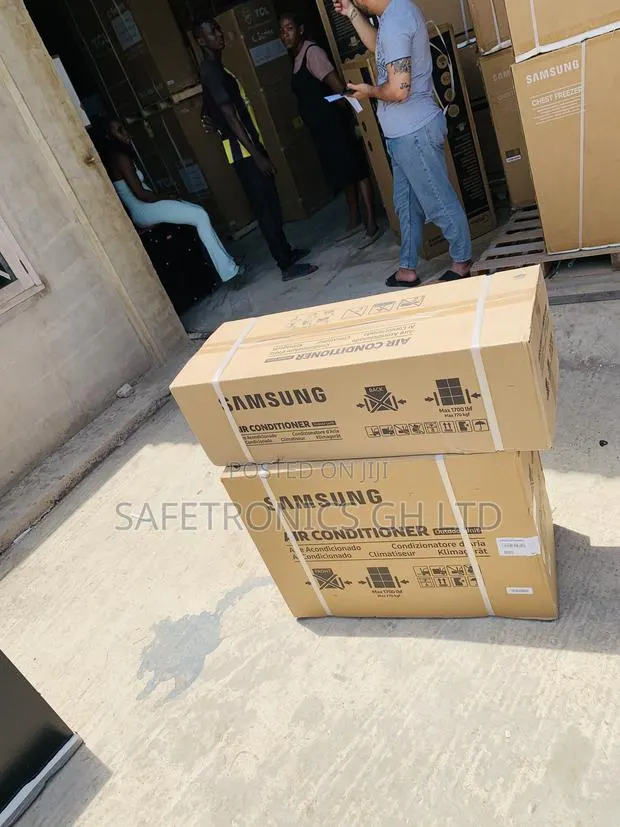 Newest Update Samsung 2.5hp R410-Split Ac · Photo 1