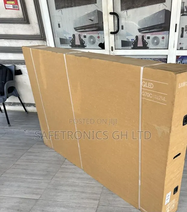 Choose Smart 75 Inch Uhd U8072 Samsung Ultra Electric Tv · Photo 1