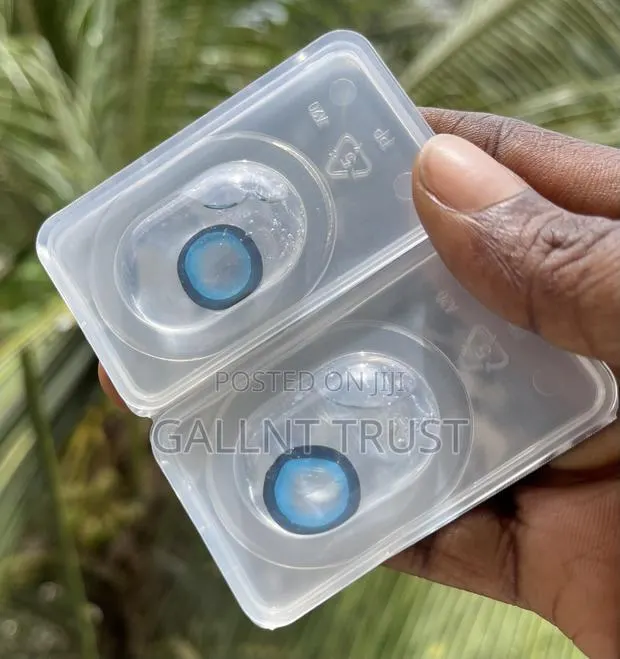 Cosmetic Contact Lens · Photo 1