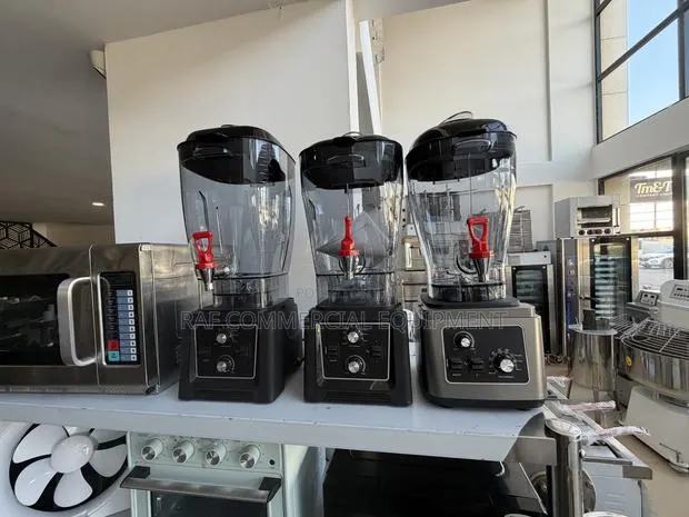 Commercial Blender With Dispenser · Photo 1