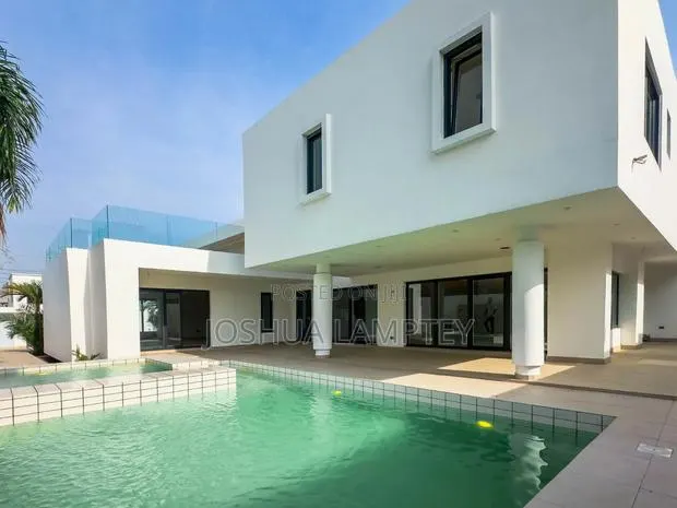 5bdrm House in East Legon Estate for sale · Photo 1