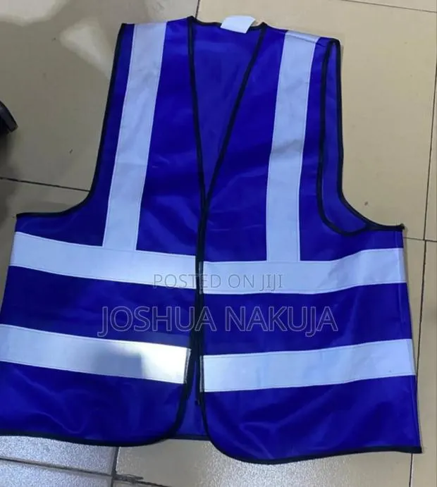 Blue And White Reflector · Photo 1