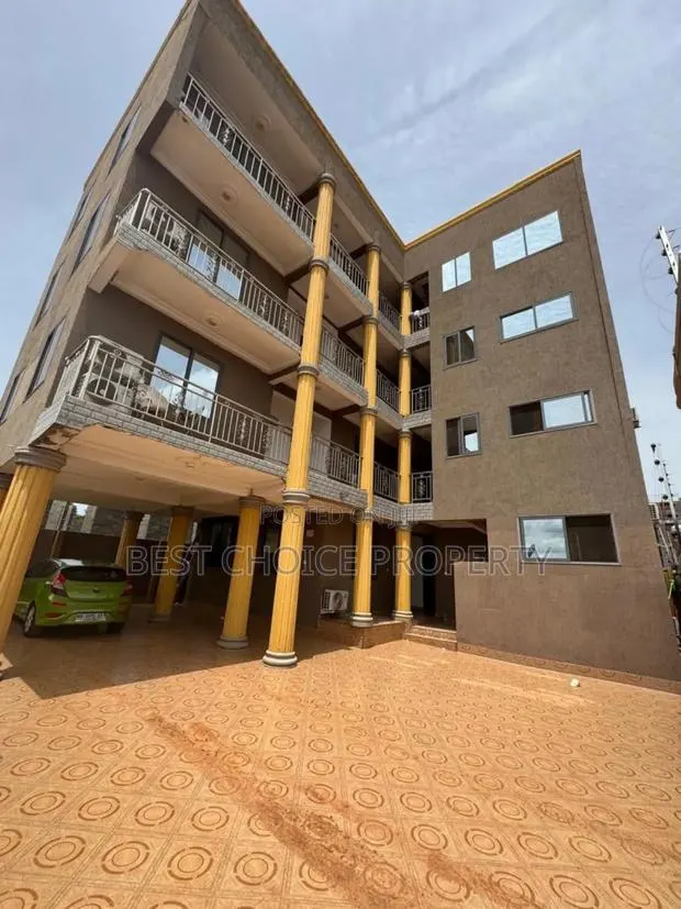 Chamber and Hall Sc Adenta Frahfrah · Photo 1