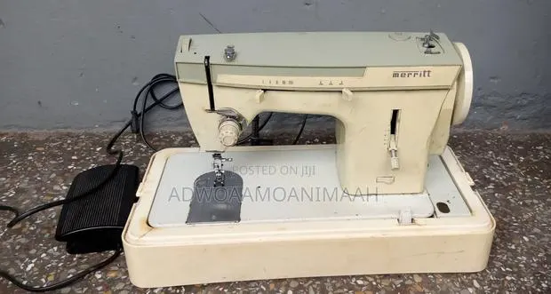 Merrit Sewing Machine ,foot Pedal · Photo 1