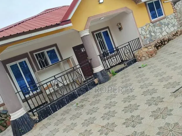 3bdrm House in Oyarifa Mall Area for rent · Photo 1