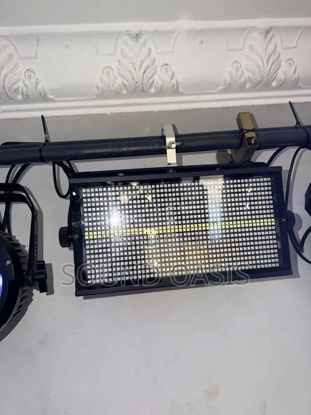 Professional Led Strobe and Wash Light Panel · Photo 1