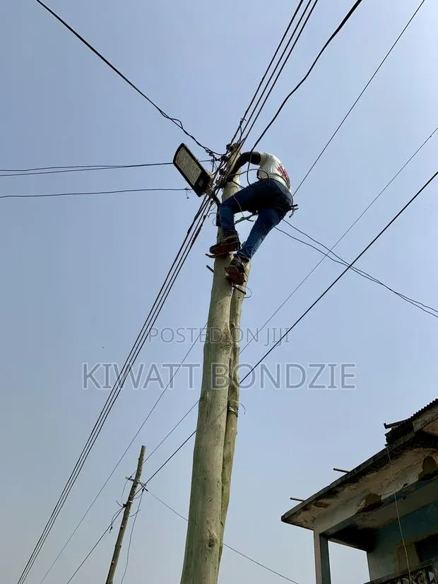 Linesman/ Electrical Engineer · Photo 1