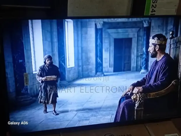 Samsung 43-Inch Smart Tv With Premium Viewing Quality · Photo 1