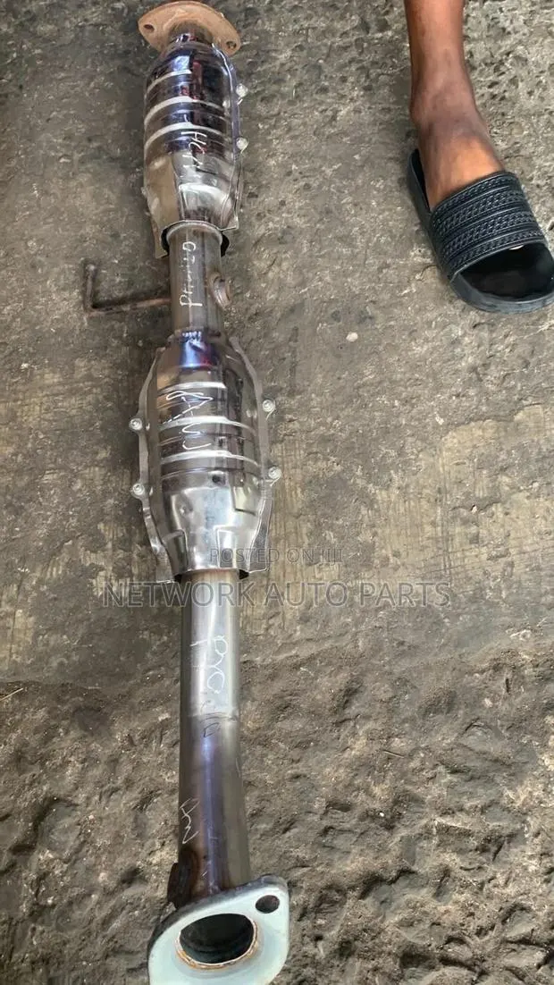 Prado Catalytic Converter · Photo 1