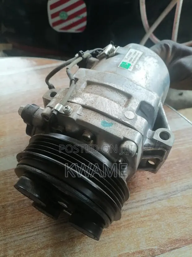 Mitsubishi Pajero, Montero (2015-2019) Air Condition Compressor · Photo 1