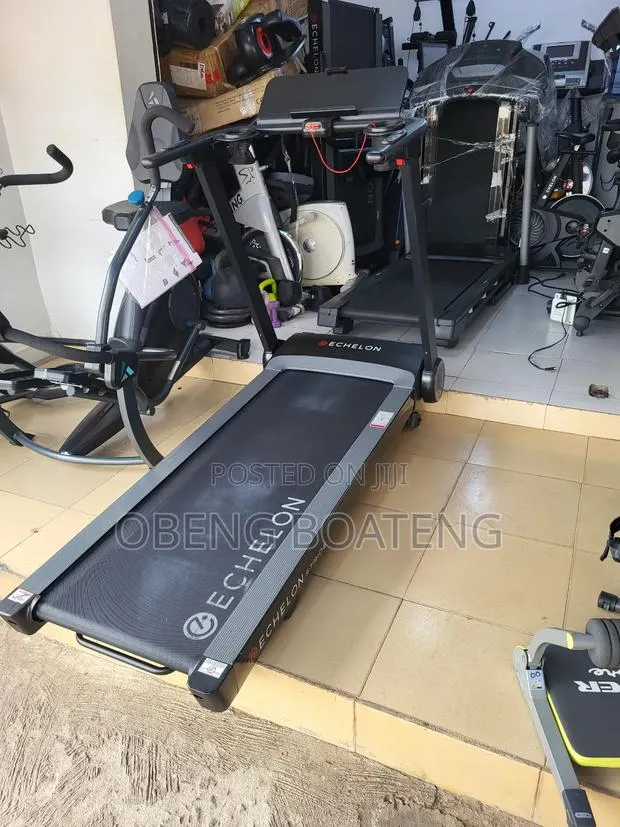 Echelon Treadmill 137kg · Photo 1