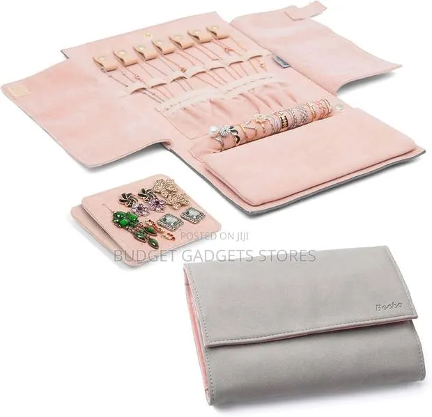 Travel Jewelry Organizer · Photo 1