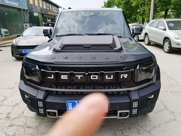 Jetour T2 1.5 Hybrid AWD 2024 Black · Photo 1