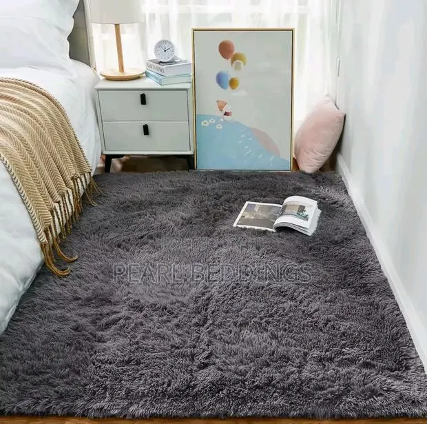 High Quality Fluffy Carpet Available in Sizes, Prices and Colors · Photo 1