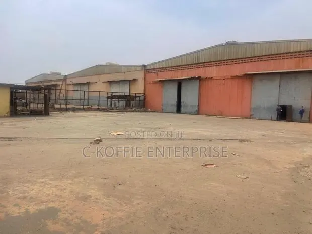 Prime 1000 SQM Warehouse at Tema for Rent · Photo 1
