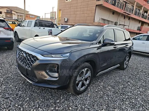 Hyundai Santa Fe SE 2021 Gray · Photo 1