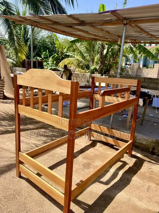Hostel Bedframe · Photo 1