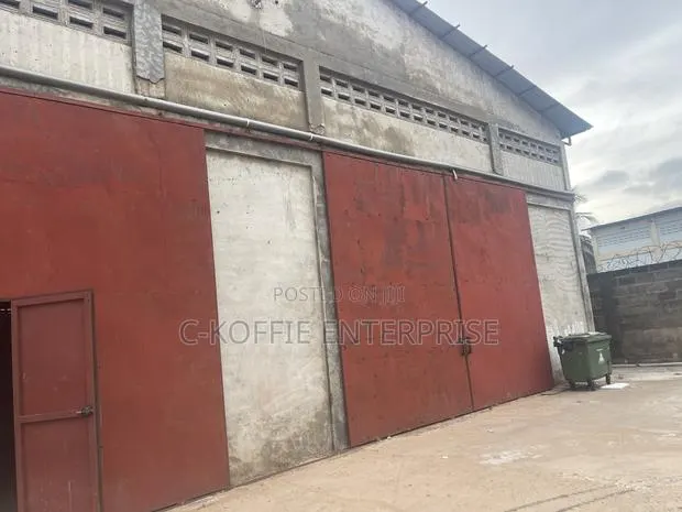 650 SQM Warehouse Spintex for Rent · Photo 1