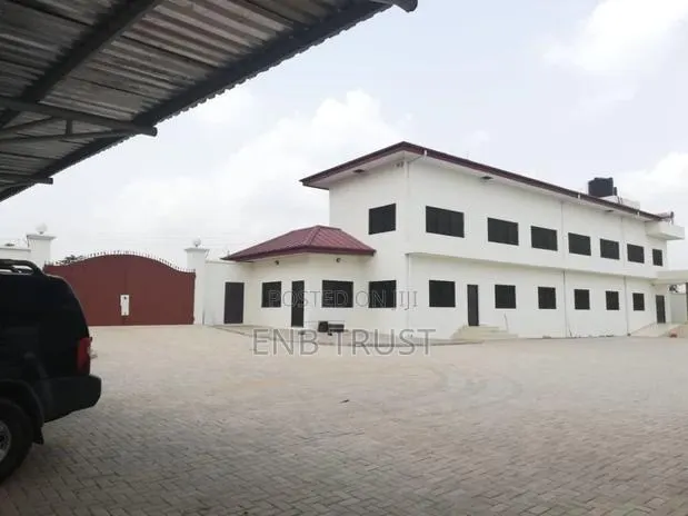 1,200 SQM Warehouse on 5 Plots for Sale at Ejisu · Photo 1