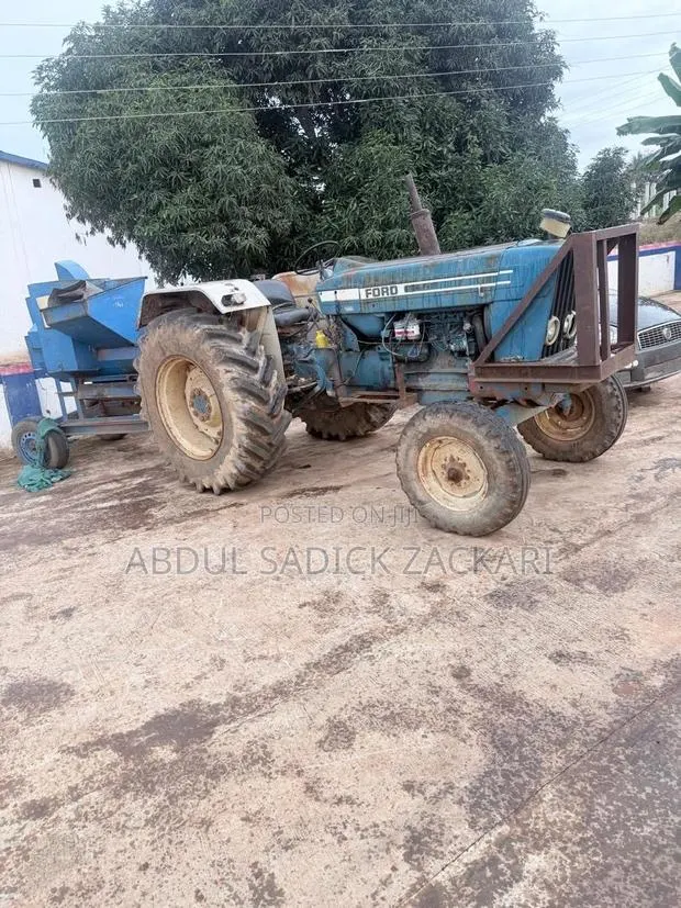 Ford Tractor 5000 · Photo 2