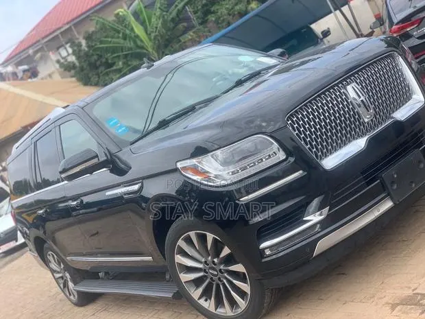 Lincoln Navigator 2019 Black · Photo 1
