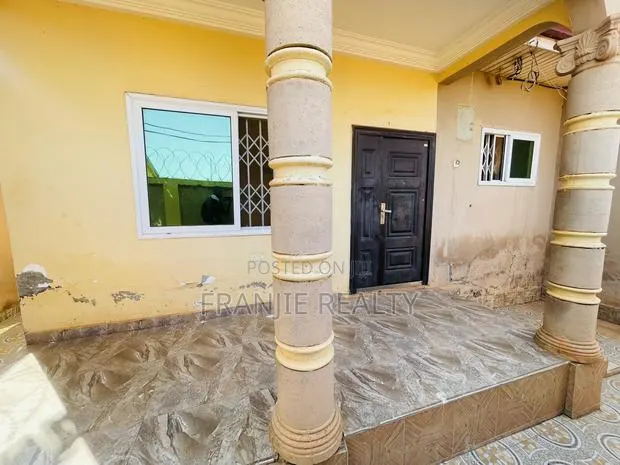 2bdrm House in Franjie Realty, West Hills Mall Area for rent · Photo 1