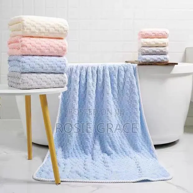 Rectangular Towels · Photo 1