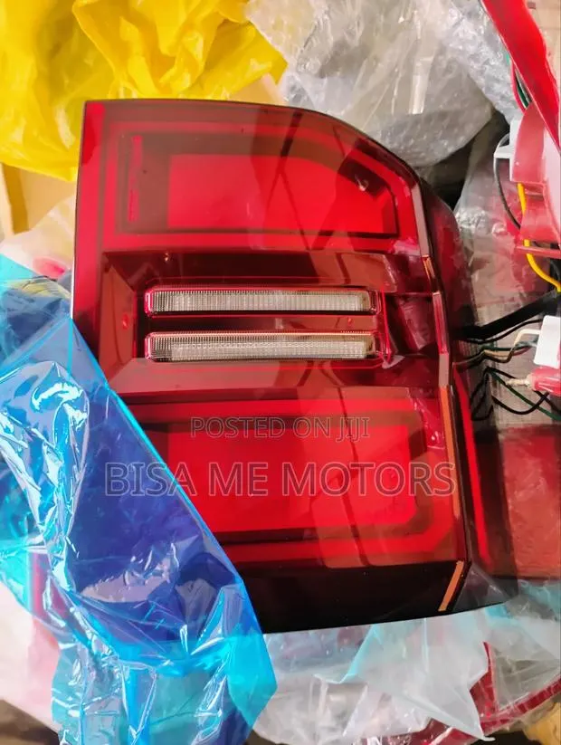 Toyota Landcruiser Prado 2024/2025/2026 Taillight LED · Photo 1